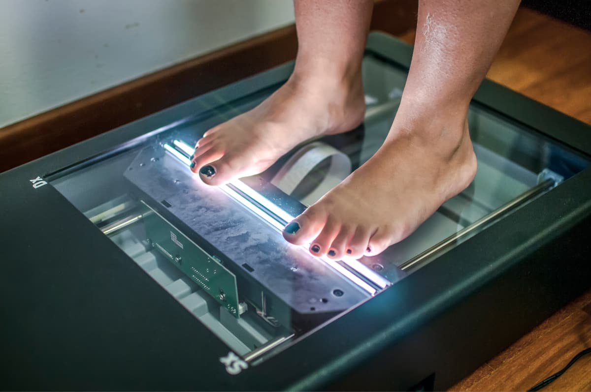 Advantages of Using 3D Scan to Measure Foot and Plantar Analysis for ...